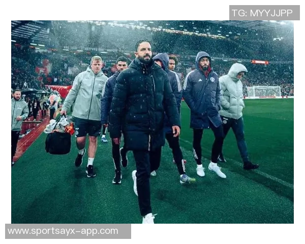 热那亚官方宣布阿尔维尔卡20岁中场阿莫林以1000万欧元转会加盟 热那亚官方宣布阿尔维尔卡20岁中场阿莫林以1000万欧元转会加盟