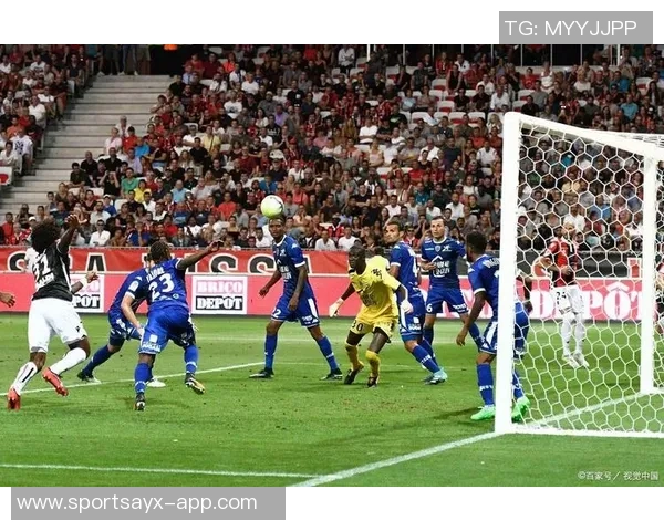 曼城与摩纳哥争夺法乙特鲁瓦18岁前锋德托贝特的转会机会