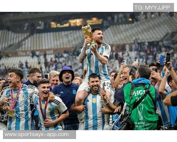 梅西与C罗再聚首第六届世界杯舞台上的传奇对决即将开启