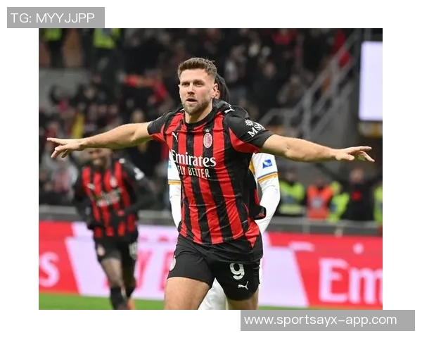 米兰新援菲尔克鲁格亮相发布会期待重返欧冠并肩承载9号荣耀 米兰新援菲尔克鲁格亮相发布会期待重返欧冠并肩承载9号荣耀